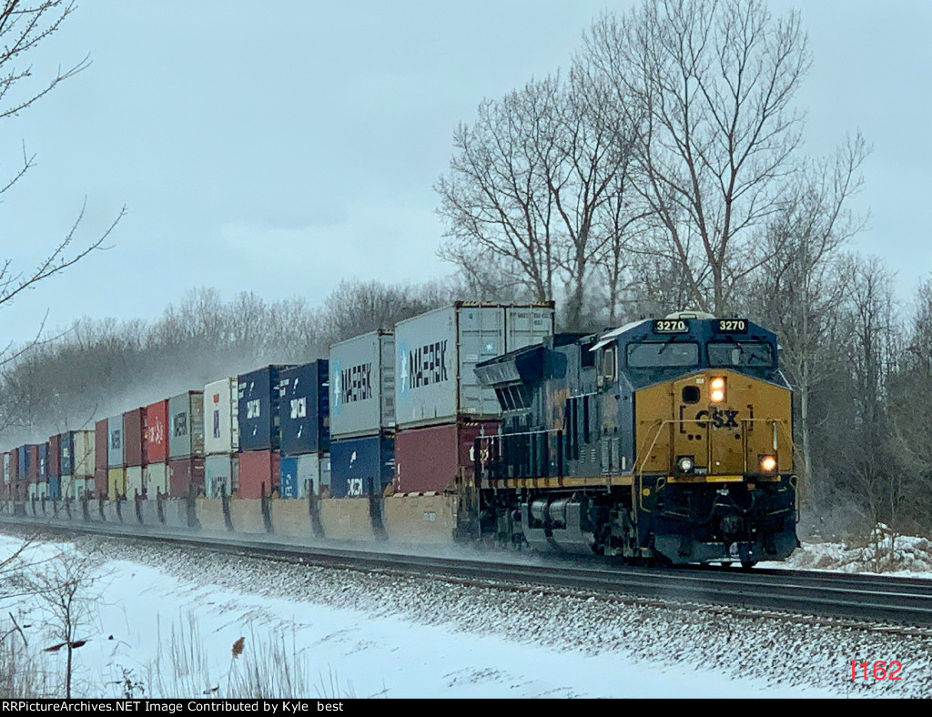 CSX 3270 on I162 